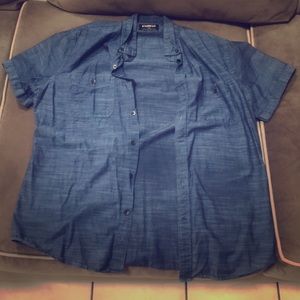 Men’s Express Short Sleeve Dress Shirt